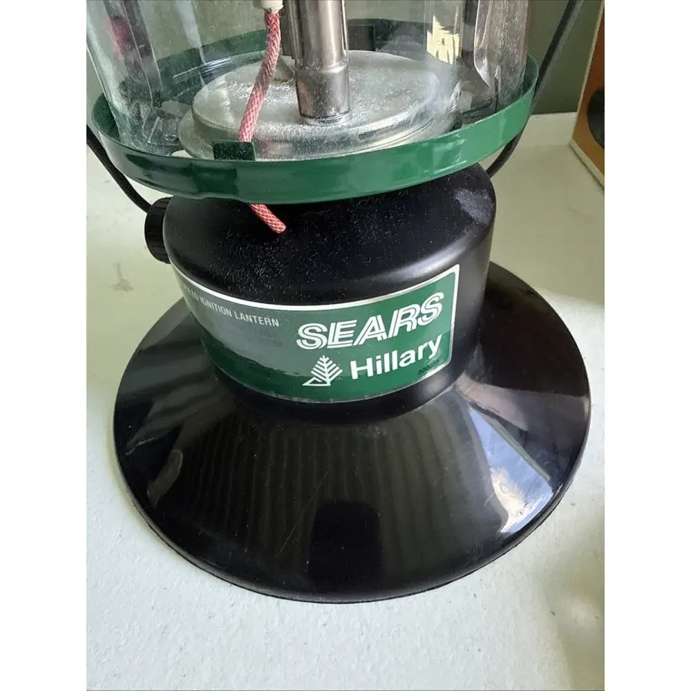 SEARS BEST HILLARY DELUXE DOUBLE MANTLE PROPANE LANTERN W/PIEZO IGNITION